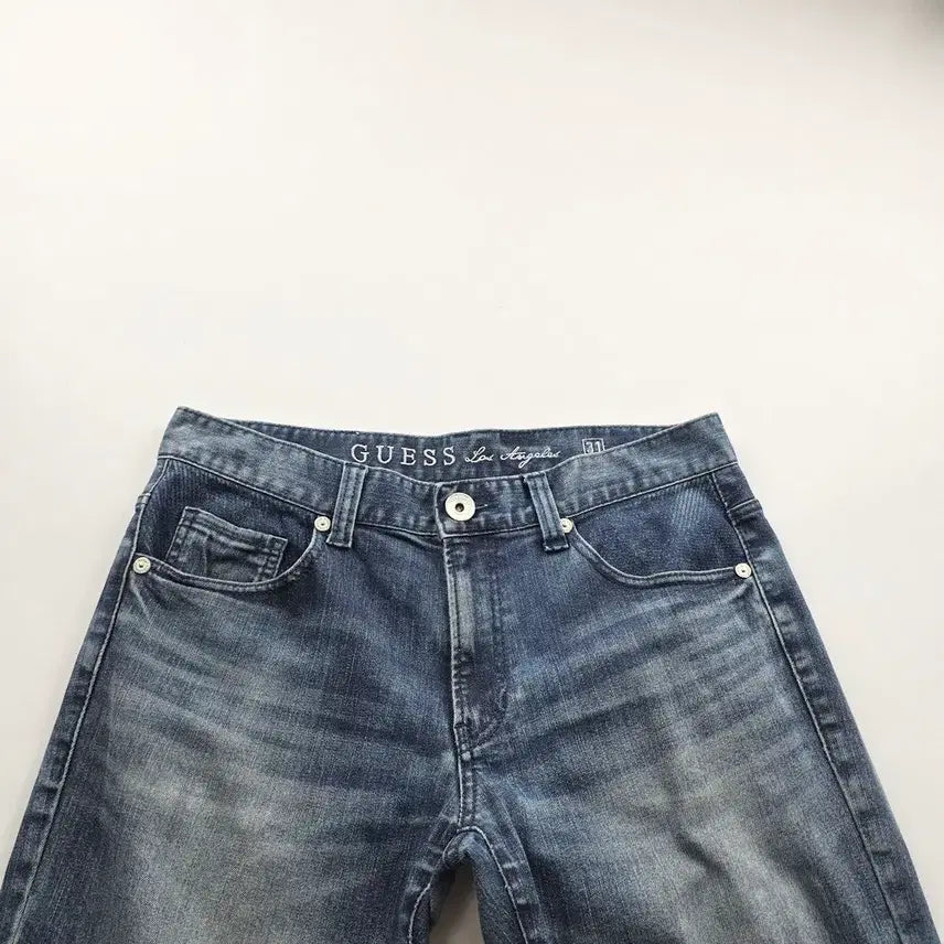 [SOLD OUT] 게스 청바지 스판 일자 데님 사이즈32 R4914