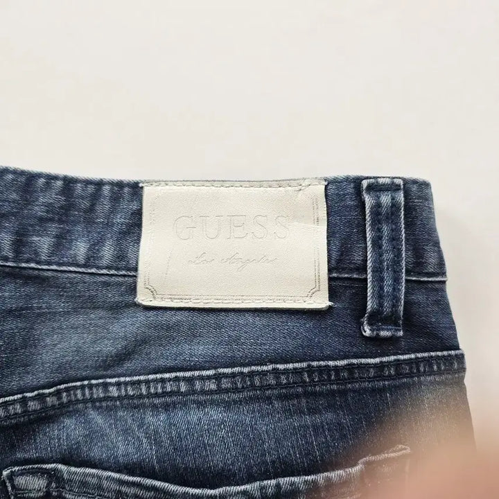 [SOLD OUT] 게스 청바지 스판 일자 데님 사이즈32 R4914