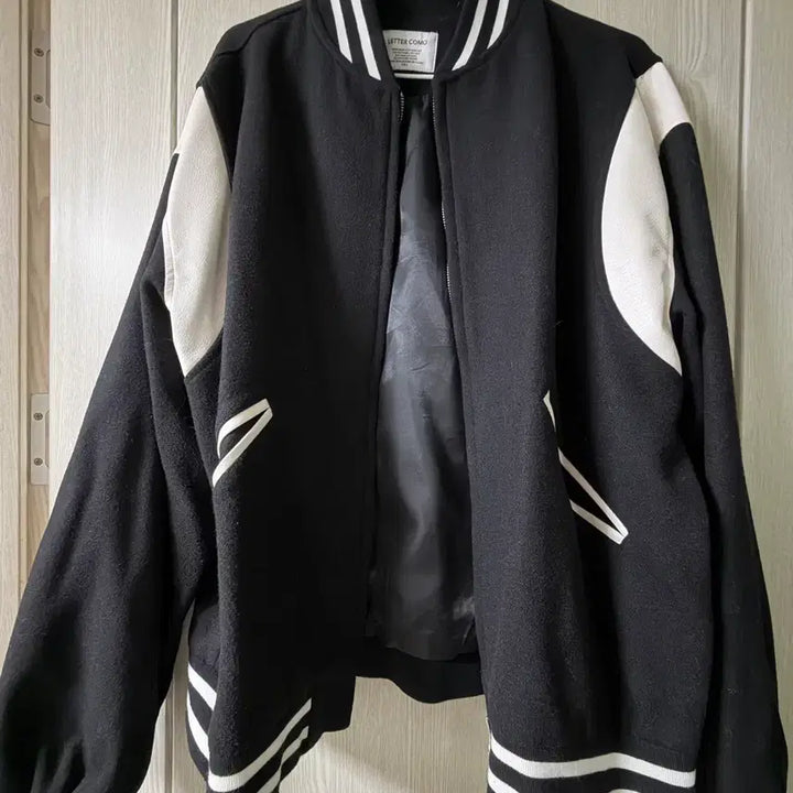 [BUNJANG] Rether Como Wool Varsity Jacket (Black) / 가격내림 레테르코모 울바시티 자켓 블랙 남여공용