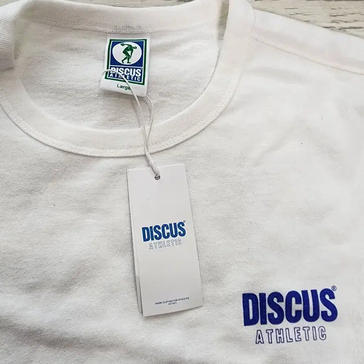 [BUNJANG] DISCUS Short Sleeve T-Shirt White/Blue Logo Size L / (새상품) DISCUS 디스커스 반팔 티셔츠 팜 L(100~103)사이즈