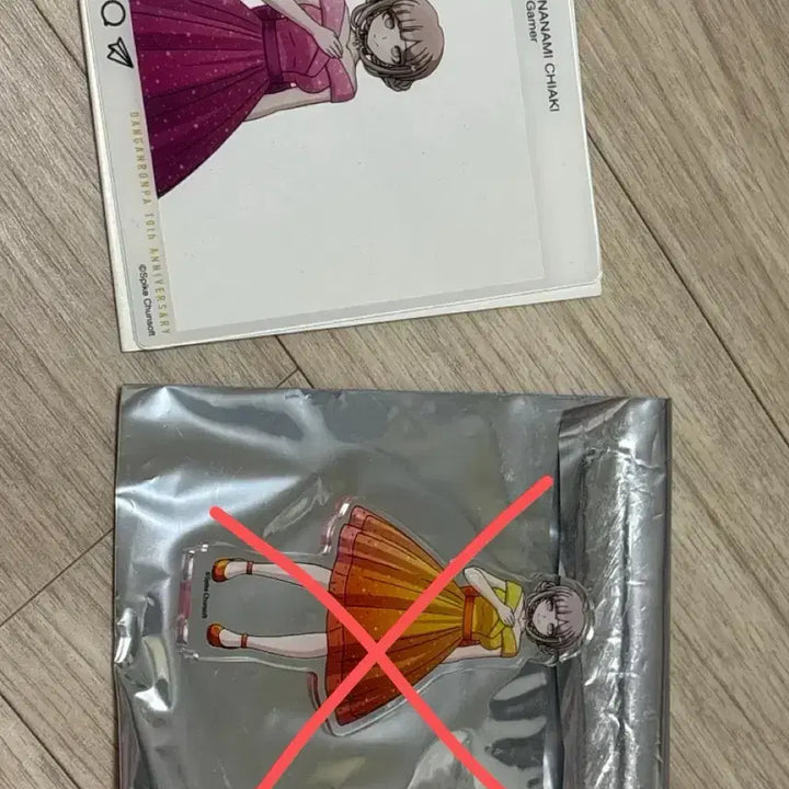 [BUNJANG] Danganronpa Nanami Acrylic Stand Bundle Set / 단간론파 나나미 sns 아크릴 + 10주년 아크릴 스텐드 판매합니다