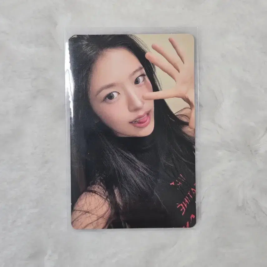 [BUNJANG] IVE WITHMUU Lucky Draw Yujin Photocard / 아이브 위드뮤 럭키드로우 유진 판매합니다