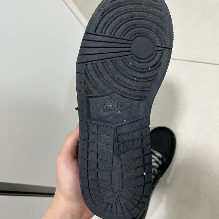 [BUNJANG] Nike Jordan 1 x Travis Scott Low OG SP Black Phantom Sneakers / 조던 1 x 트레비스 스캇 로우 OG SP 블랙 팬텀 265
