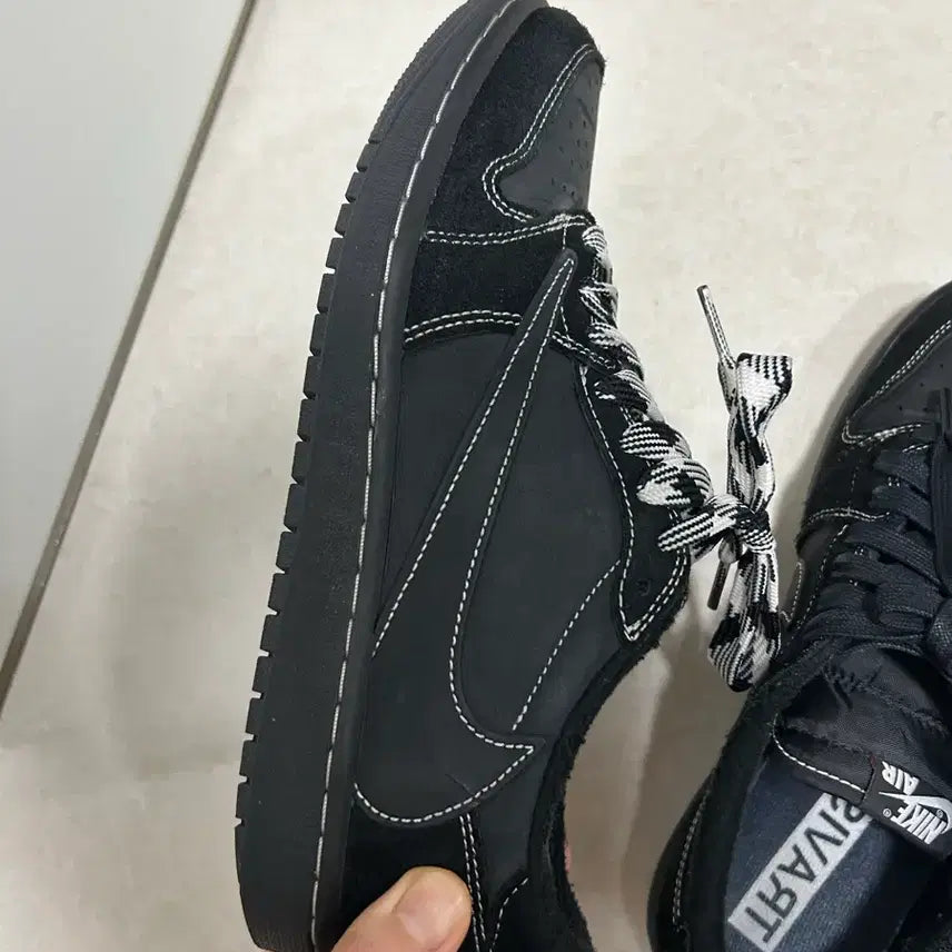 [BUNJANG] Nike Jordan 1 x Travis Scott Low OG SP Black Phantom Sneakers / 조던 1 x 트레비스 스캇 로우 OG SP 블랙 팬텀 265