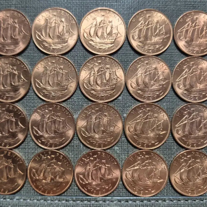 [SOLD OUT] 1967년 영국 엘리자베스 2세 하프페니 20점 일괄
