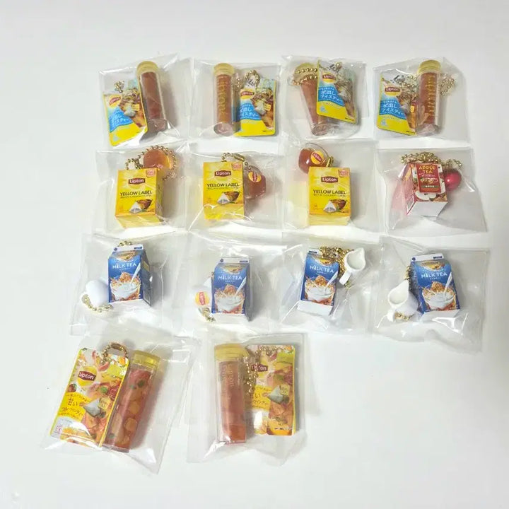 [BUNJANG] Bandai Lipton Miniature Iced Tea Keychain Set / 반다이 립톤 미니어쳐 홍차 아이스티 키링 일본가챠 식완
