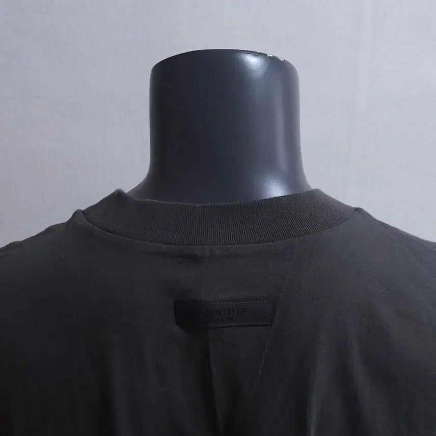 [BUNJANG] Fear of God Essential Heavyweight T-Shirt / 피어오브갓 반팔티셔츠 도톰