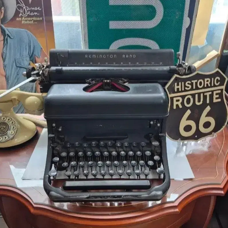 [BUNJANG] Remington Rand Typewriter Antique / REMINGTON RAND 앤틱 타자기