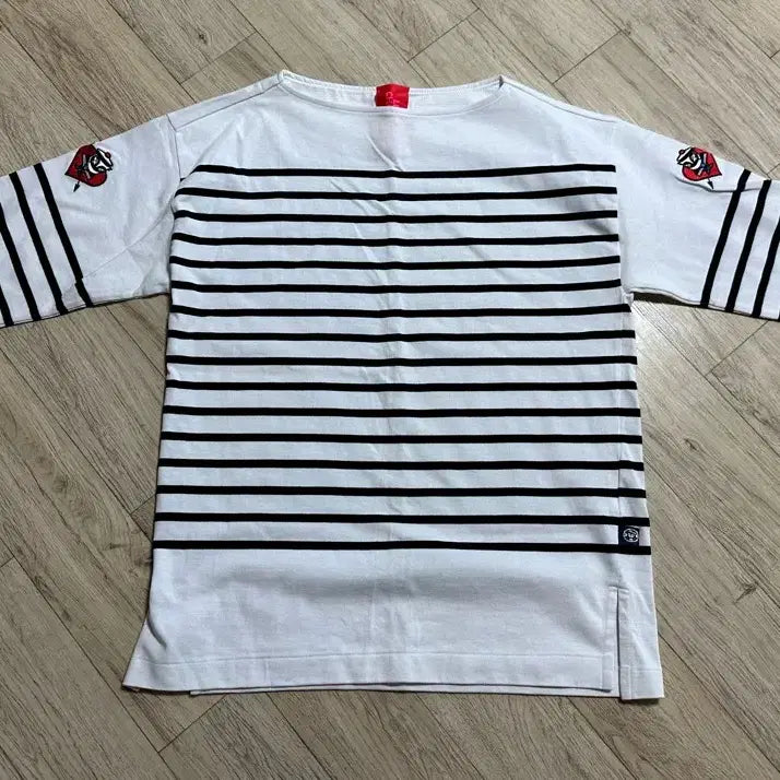 [BUNJANG] Lucky Chouette Striped Sweatshirt / 럭키슈에뜨 스웻 면스트라이프셔츠