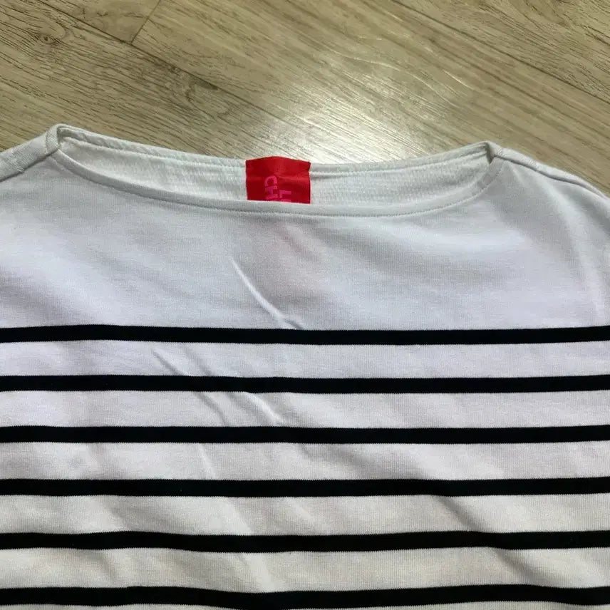 [BUNJANG] Lucky Chouette Striped Sweatshirt / 럭키슈에뜨 스웻 면스트라이프셔츠