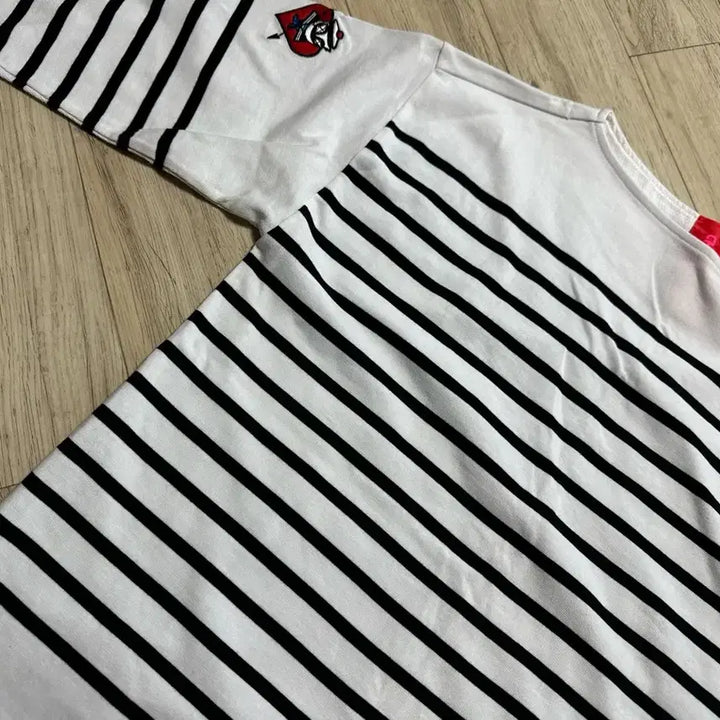 [BUNJANG] Lucky Chouette Striped Sweatshirt / 럭키슈에뜨 스웻 면스트라이프셔츠