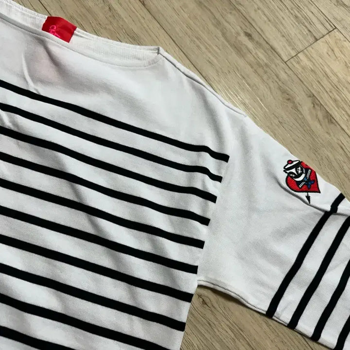 [BUNJANG] Lucky Chouette Striped Sweatshirt / 럭키슈에뜨 스웻 면스트라이프셔츠