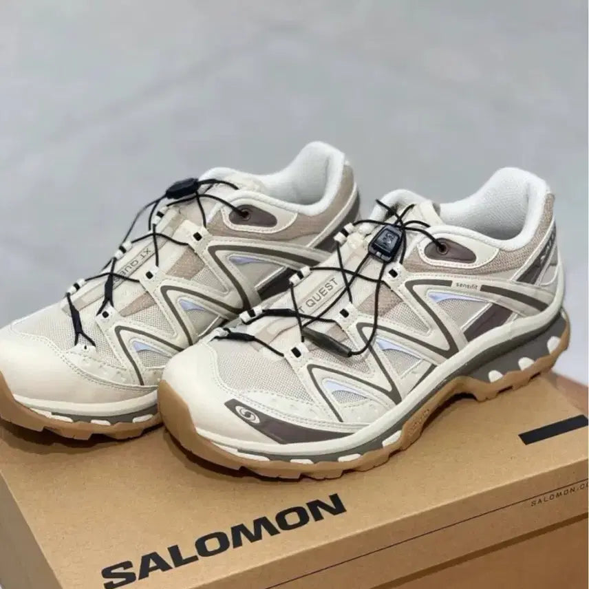 [BUNJANG] Salomon Waterproof Trekking Hiking Shoes / 살로몬 등산화 방수 트레킹화 정품 475413