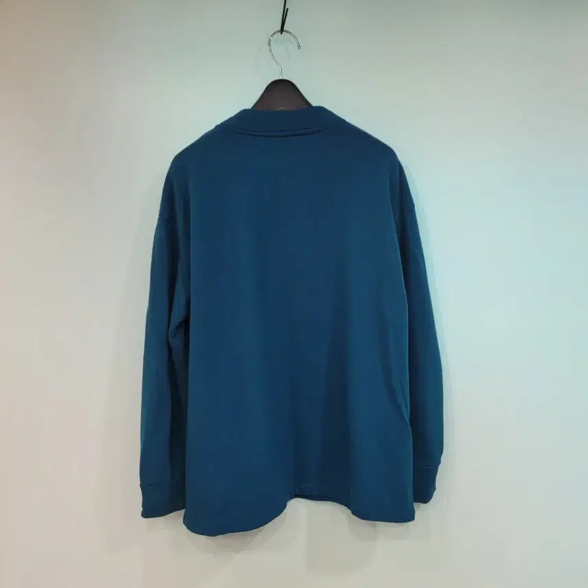 [BUNJANG] Benetton Embroidered Sweatshirt / 베네통 자수 맨투맨 티셔츠