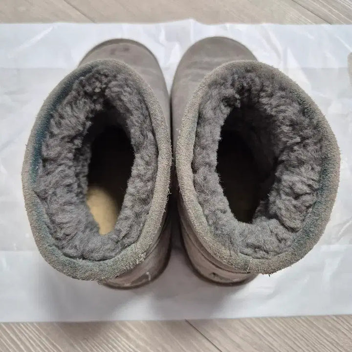 [BUNJANG] Bearpaw UGG Boots 235 Winter Boots / 베어파우 어그부츠 털부츠 235(37)
