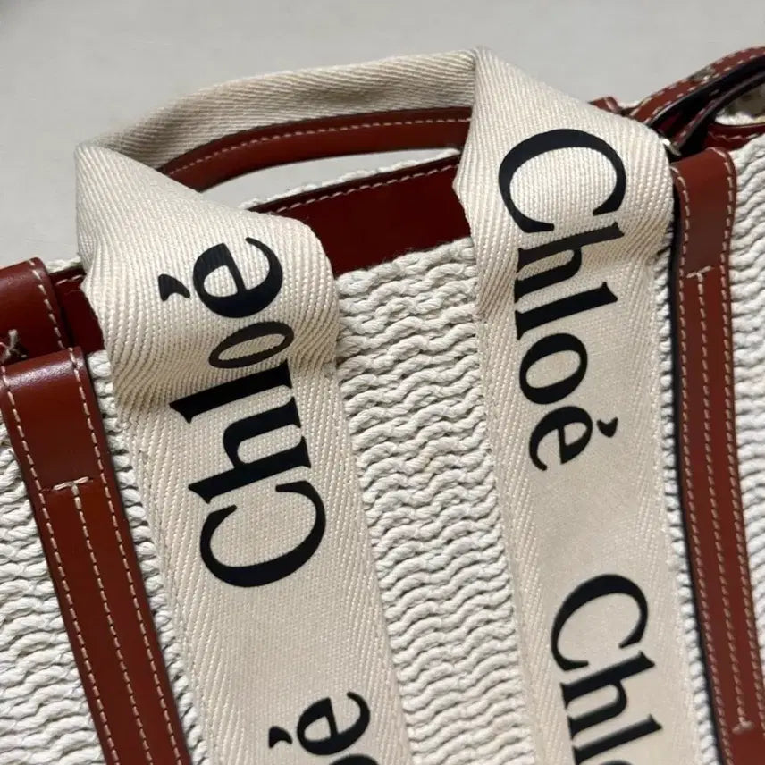 [BUNJANG] Chloe Woody Small Fringe Tote Bag / 끌로에 우디 스몰 프린지 토트백