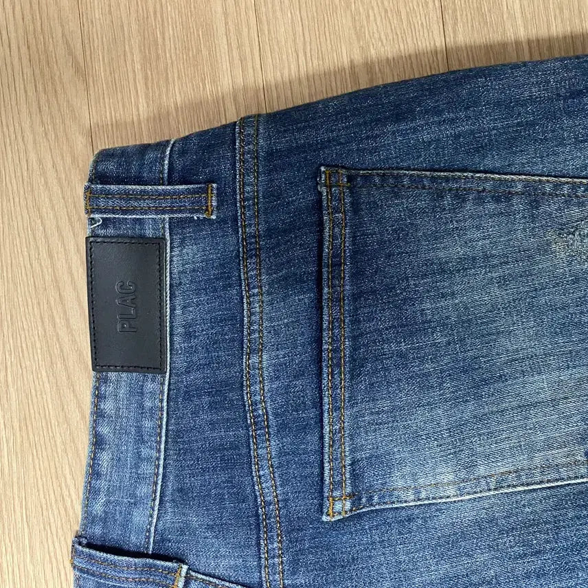 [SOLD OUT] 플랙 밀란 크롭진(33)