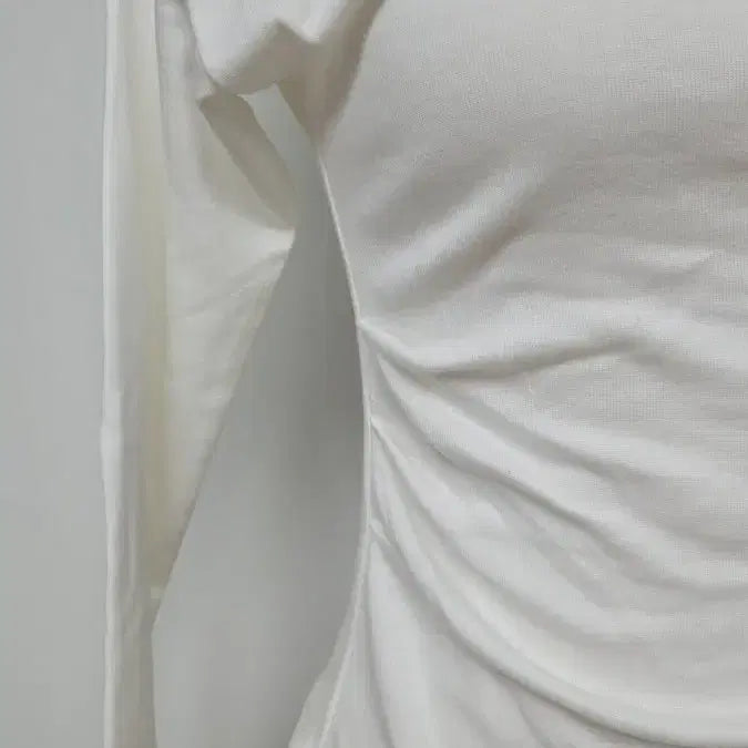 [SOLD OUT] 오프숄드 셔링 화이트 긴팔