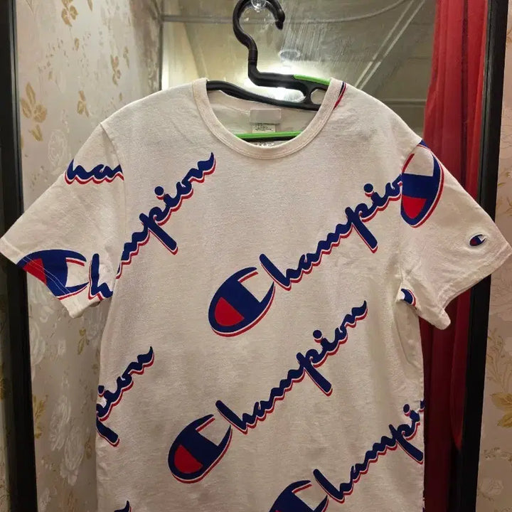 [BUNJANG] Champion All Over Logo T-shirt White M / 7/43 챔피온 올오버 로고 반팔 티셔츠 화이트 M