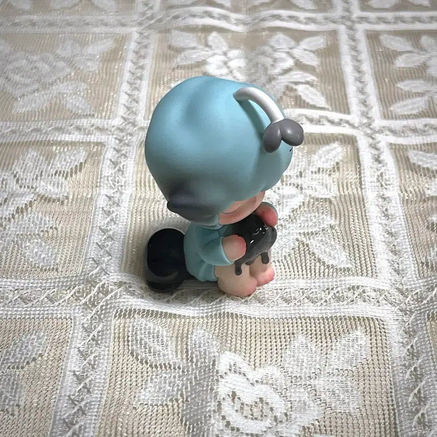 [BUNJANG] Pop Mart Dimoo Beside You Series Embrace Figure / 팝마트 디무 네 곁에 있을게 시리즈 내가 감싸줄게 Embrace