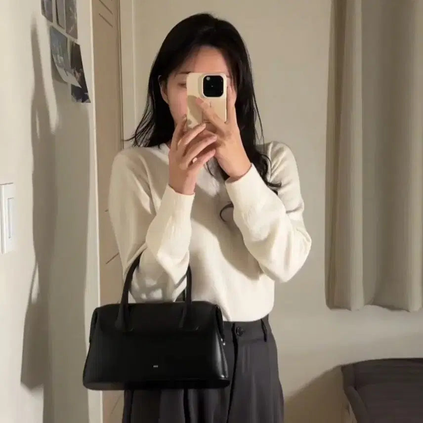 [BUNJANG] OSOI Brot Tote Bag Black / 오소이 브롯 토트백 블랙