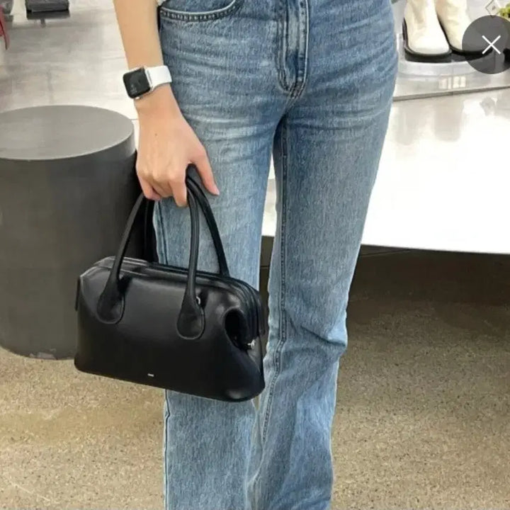 [BUNJANG] OSOI Brot Tote Bag Black / 오소이 브롯 토트백 블랙