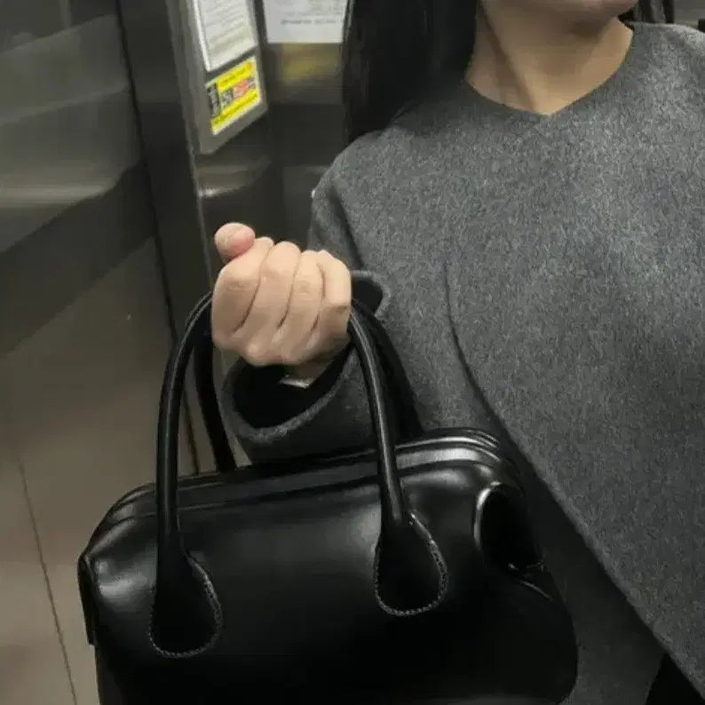 [BUNJANG] OSOI Brot Tote Bag Black / 오소이 브롯 토트백 블랙