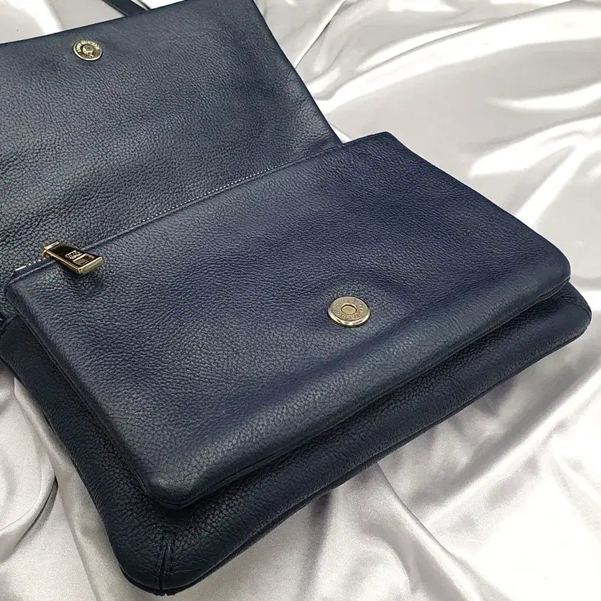 [BUNJANG] Louis Quatorze Leather Crossbody Bag / 루이까또즈 가죽 데일리 숄더백 크로스백 중고 가방 은피아노