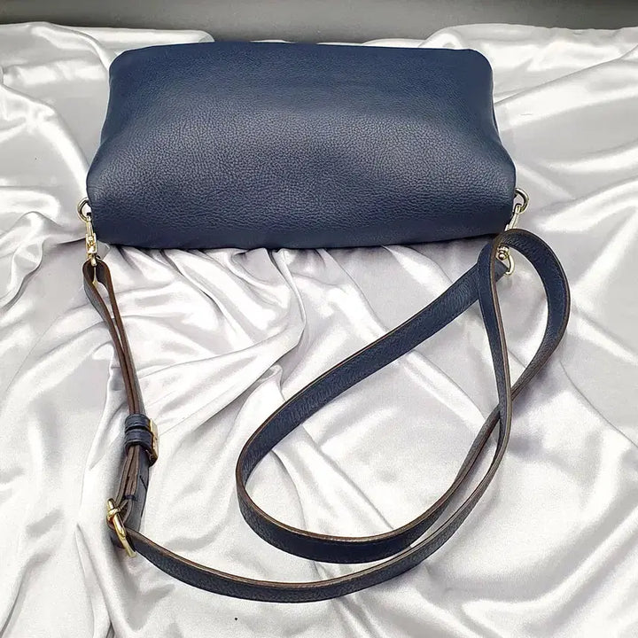 [BUNJANG] Louis Quatorze Leather Crossbody Bag / 루이까또즈 가죽 데일리 숄더백 크로스백 중고 가방 은피아노