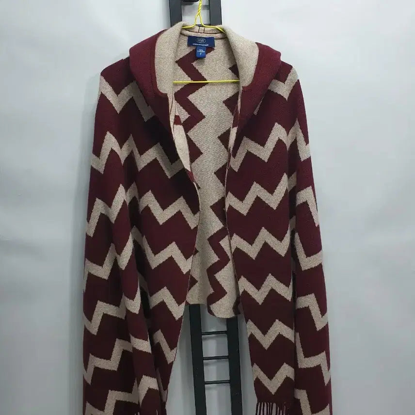 [BUNJANG] Gobbi Cashmere Cape Shawl Hooded Poncho / 고비 캐시미어 케이프 숄 후드 판초 망토