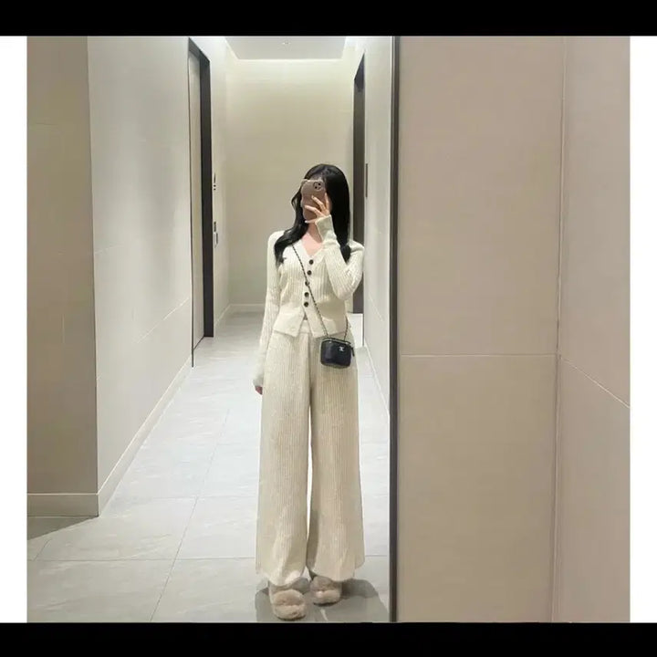 [BUNJANG] Miu Ivory Knit Cardigan &amp; Wide Pants Set / 미우 아이보리 니트 가디건 와이드 팬츠 셋업