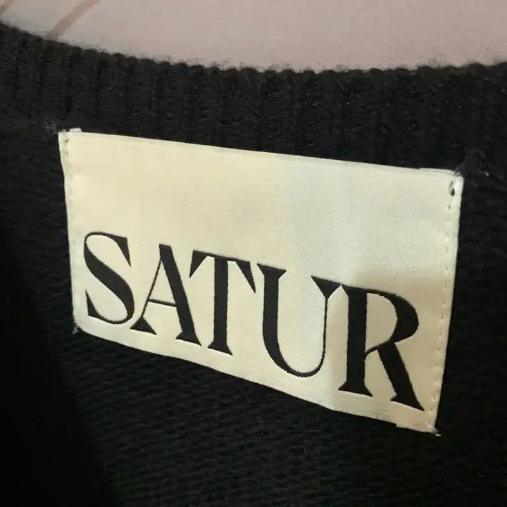 [BUNJANG] L SATUR 세터 23 더블린 언발란스 캐시미어 블렌드 니트 / L SATUR 세터 23 더블린 언발란스 캐시미어 블렌드 니트