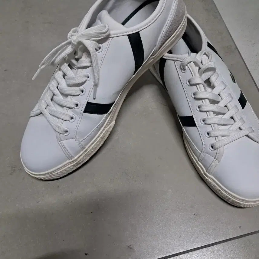 [BUNJANG] Lacoste White Sneakers Green Stripe / 라코스테 흰색 스니커즈 그린 스트라이프