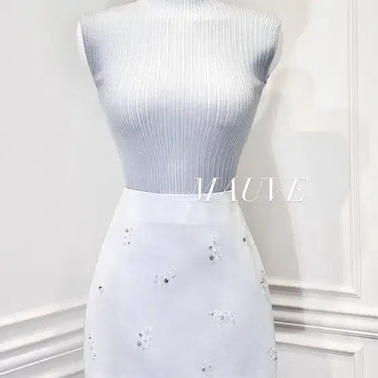 [SOLD OUT] A라인 샤틴 미니 스커트 (화이트) s사이즈