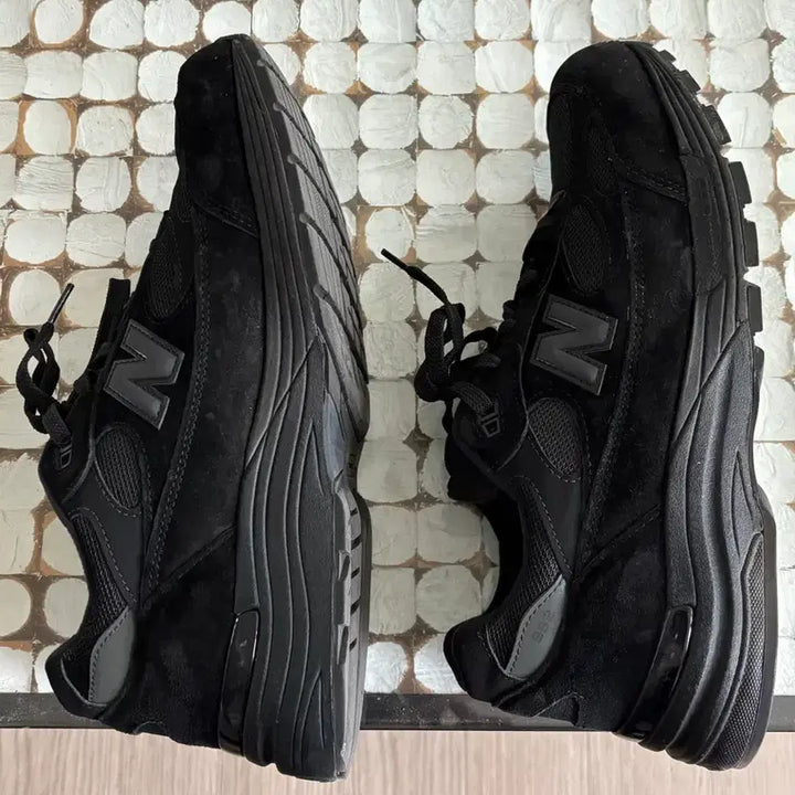 [SOLD OUT] 뉴발란스 992 메이드 인 USA 코어 블랙