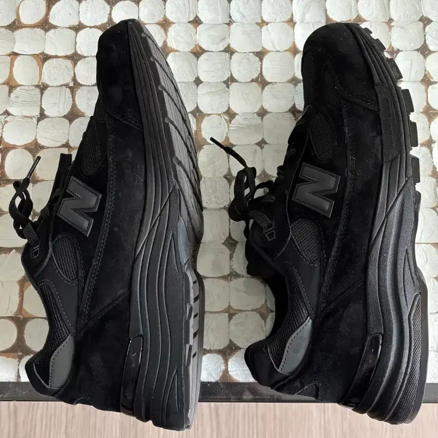 [SOLD OUT] 뉴발란스 992 메이드 인 USA 코어 블랙