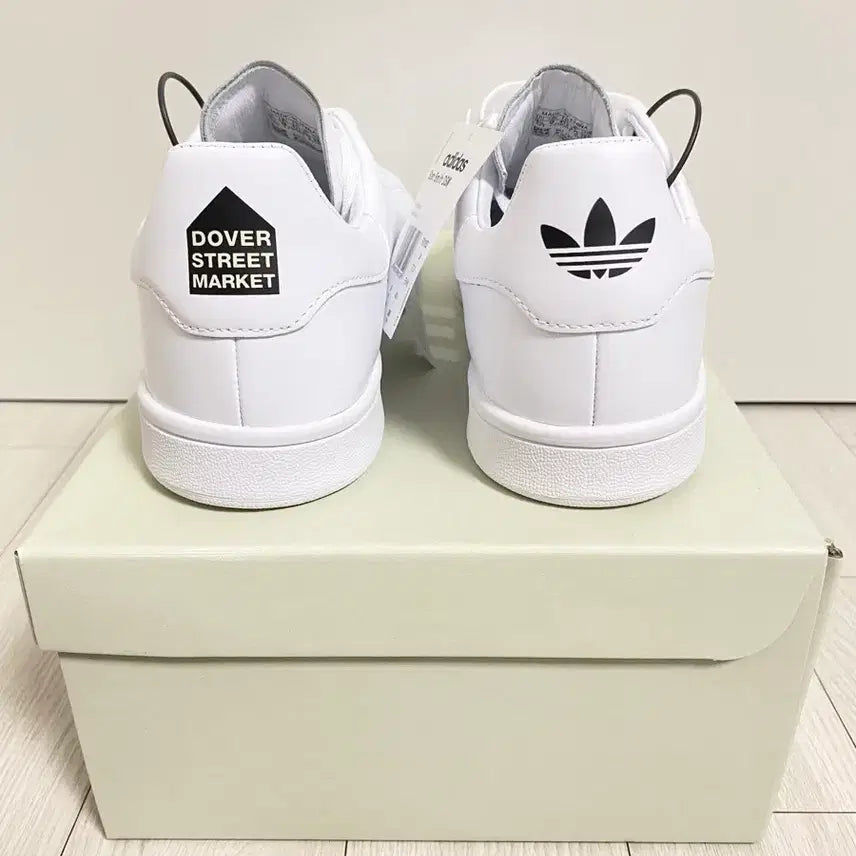 [BUNJANG] DOVER STREET MARKET X ADIDAS STAN SMITH / DOVER STREET MARKET X ADIDAS STAN SMITH
