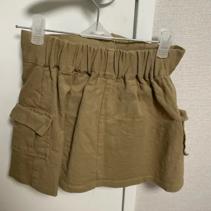 [BUNJANG] Khaki Cargo Banding Mini Skirt / 카키색 카고 밴딩 미니스커트