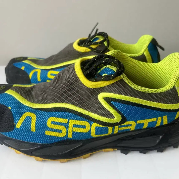 [BUNJANG] La Sportiva Trekking Shoes 235 / 라스포르티바 트레킹화 235