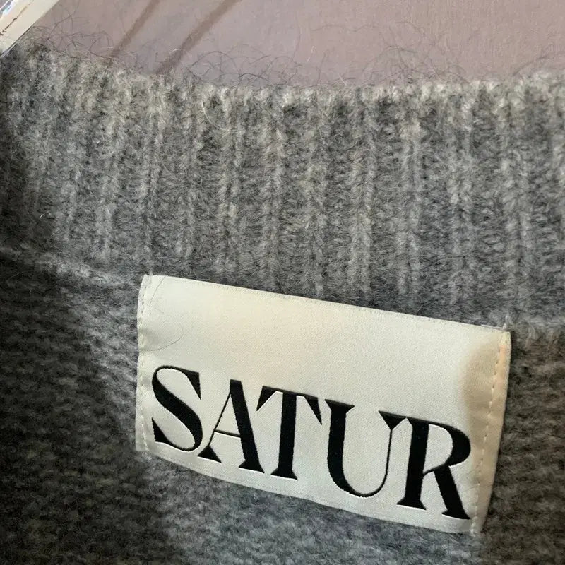 [BUNJANG] M SATUR Two-Tone Mohair Blend Knit Sweater / M SATUR 세터 24 에센 투 톤 모헤어 블렌드 니트