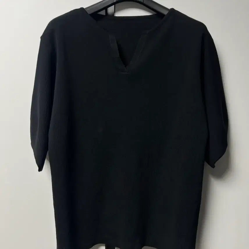 [BUNJANG] Side Slit Knit T-shirt / 반팔 트임 니트