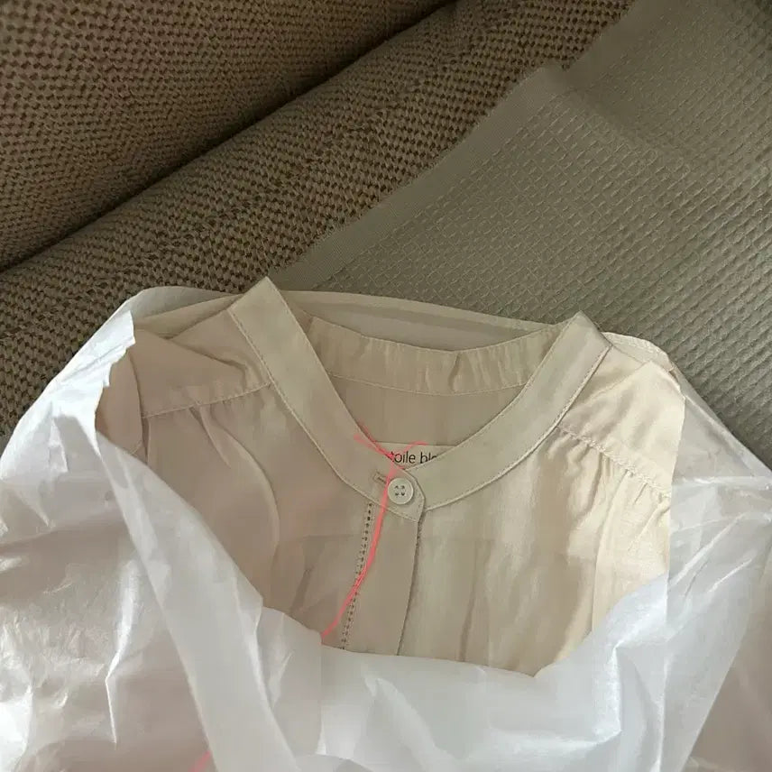 [BUNJANG] Etoile Blu Jeanne Blouse Ivory Tencel Silk / 에뜨왈블뤼 jeanne blouse 잔느 쟌느 블라우스(새제품)