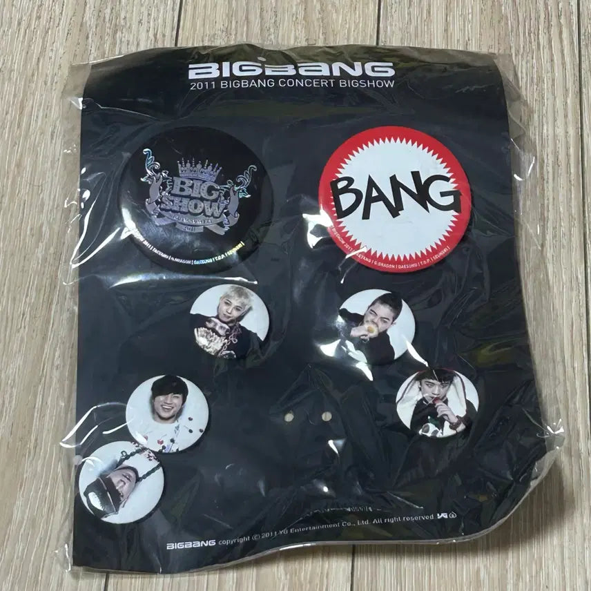 [BUNJANG] BIGBANG BIGSHOW 2011 Concert Badge Set / 2011 BIGBANG CONCERT BIGSHOW 배지세트 미사용