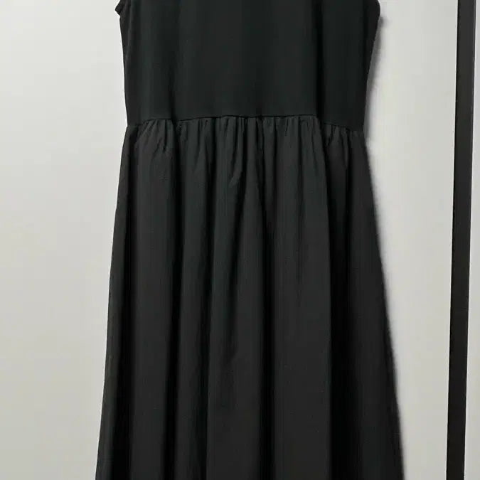 [BUNJANG] Black Shirred Maxi Dress / 이너로 좋은 원피스