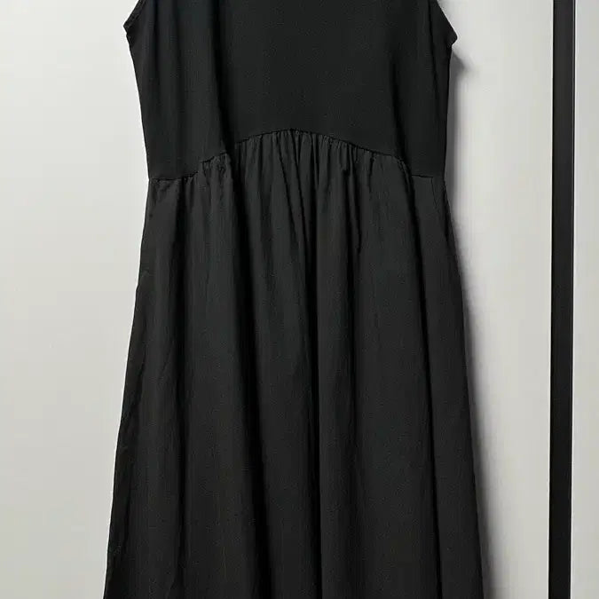 [BUNJANG] Black Shirred Maxi Dress / 이너로 좋은 원피스