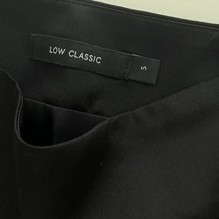 [BUNJANG] Low Classic Drape Layered Skirt - Black / 로우클래식 DRAPE LAYERED SKIRT - BLACK