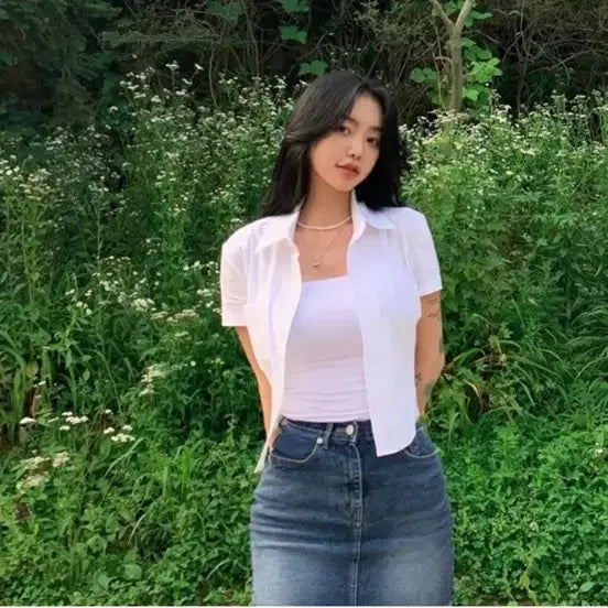 [BUNJANG] White Cropped Short Sleeve Shirt / 화이트 반팔 셔츠 크롭핏