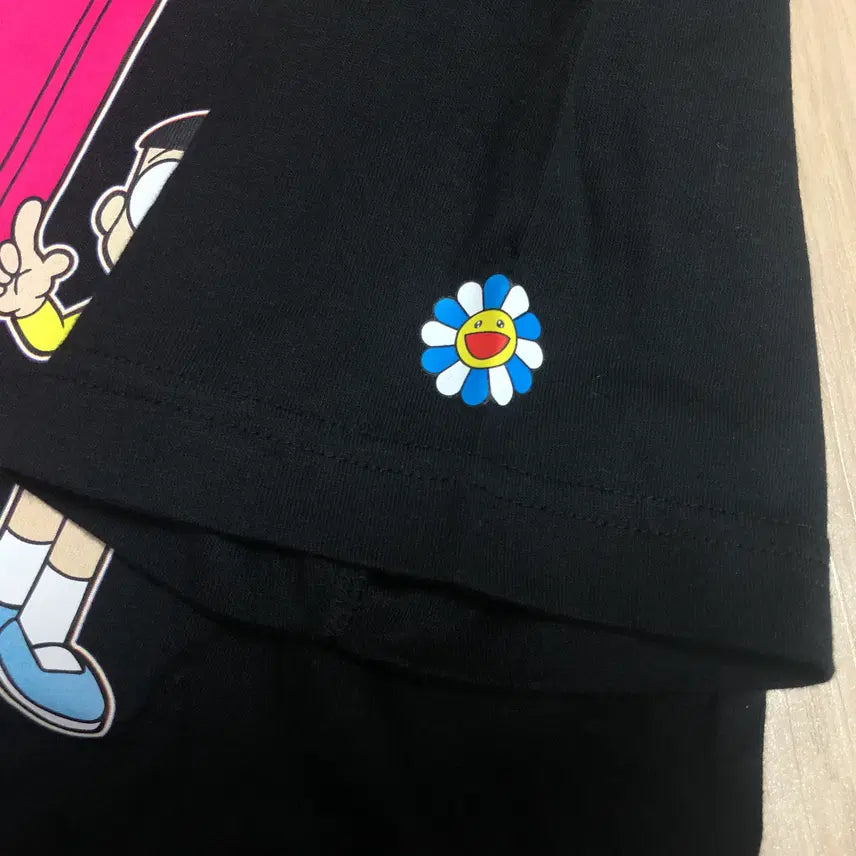 [BUNJANG] Uniqlo Murakami Takashi Doraemon T-shirt S / 유니클로 무라카미 다카시 도라에몽 반팔티셔츠 S