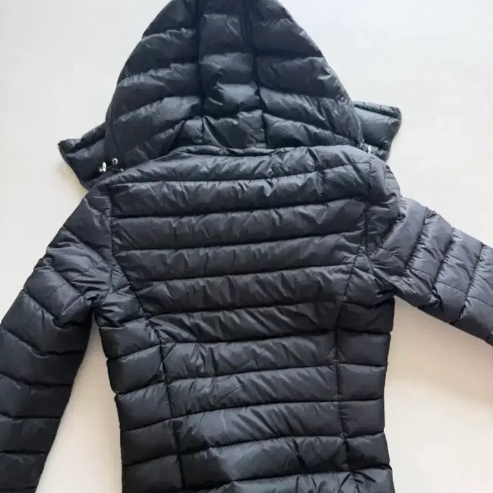 [BUNJANG] Massimo Dutti Black Hooded Lightweight Padded Jumper / 마시모두띠 블랙 후드 패딩 점퍼 경량패딩
