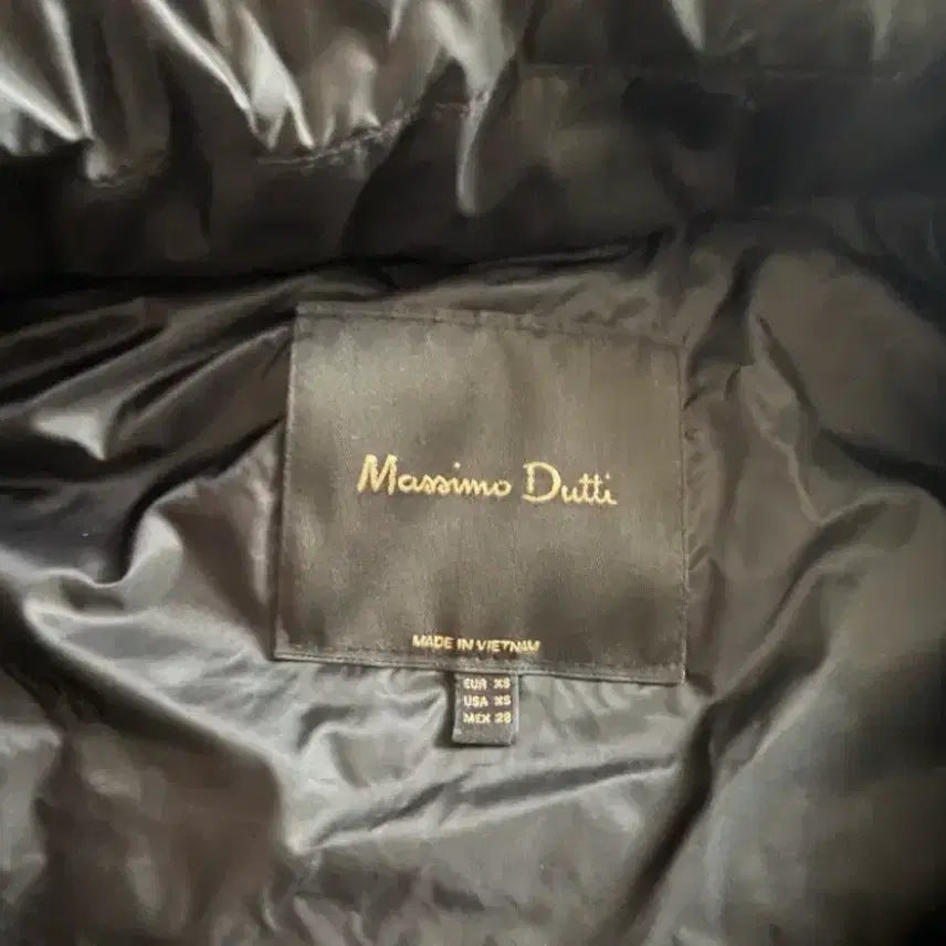[BUNJANG] Massimo Dutti Black Hooded Lightweight Padded Jumper / 마시모두띠 블랙 후드 패딩 점퍼 경량패딩